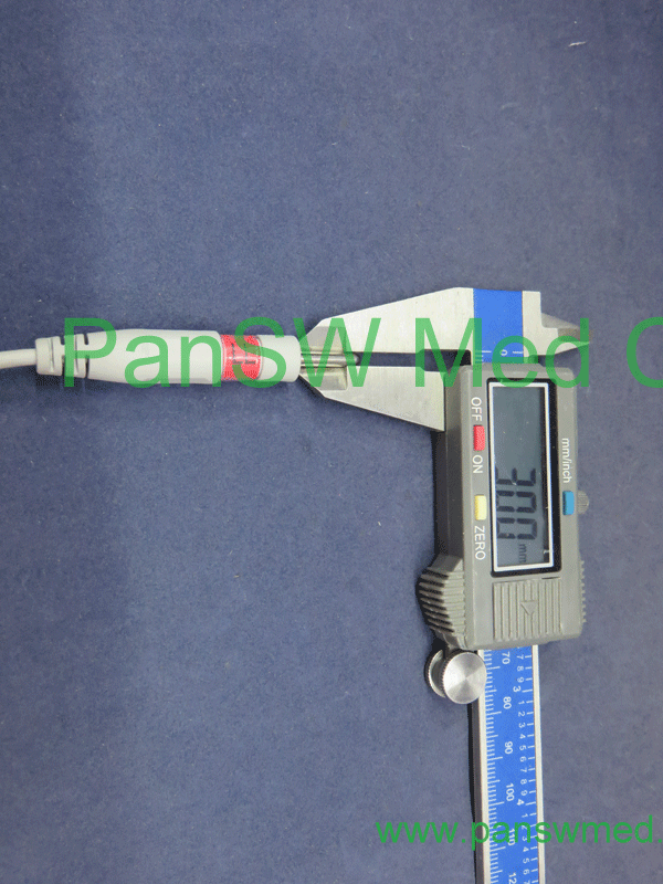 DIN 3.0 plug size