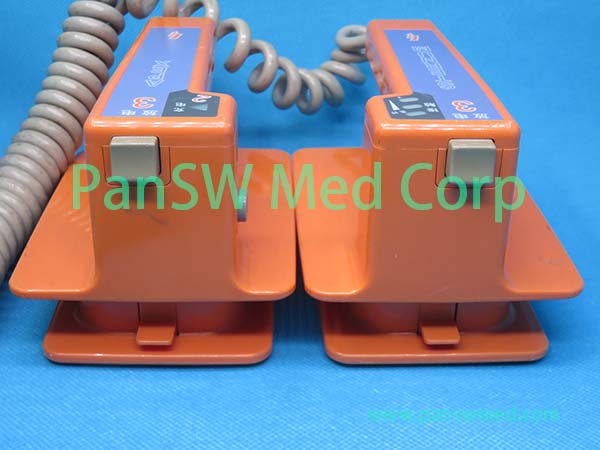 Refurbished Nihon Kohden ND552VC Defibrillator Paddle Electrode Surface View