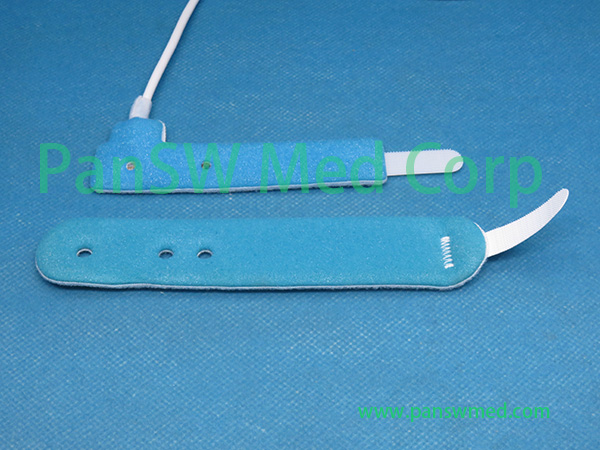 Compatible non-adhesive disposable SpO2 sensor for neonate and adult use