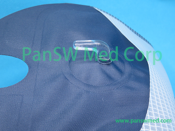 Reusable pressure infusor bag built-in hanger detail