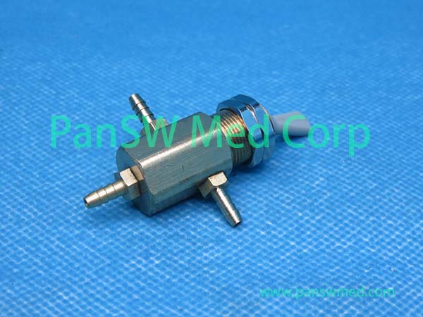 Dental chair water source toggle