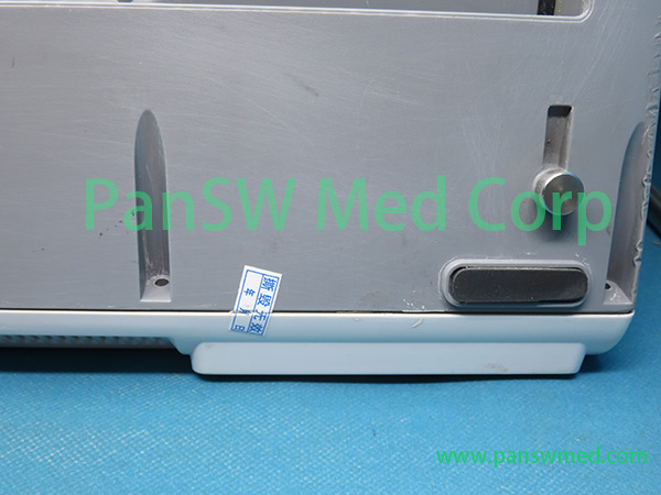 Refurbished Mindray BeneHeart D6 Cover9 - Pan-SW Med