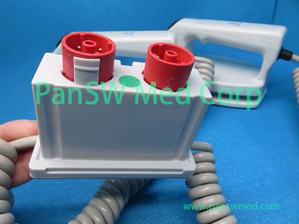 Refurbished Schiller DEFIGARD 5000 external paddle cable outlet detail view